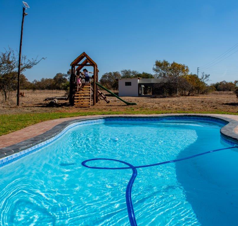 Swimming Pool Swimming Pool